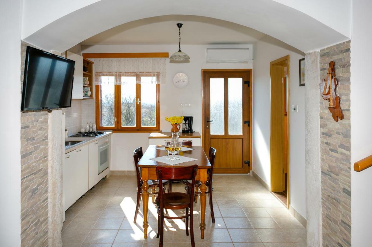 Kras Apartment Ane מראה חיצוני תמונה